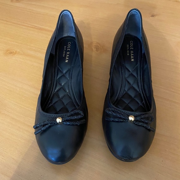 Cole Hann Wedge Shoe - Picture 2 of 4